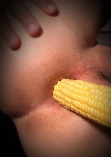 Corn cobbed