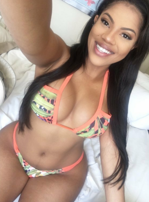 Just look at that killa body i have to see it in person!!!