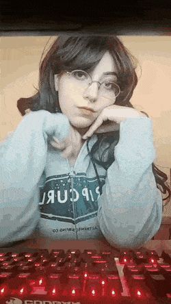 huge tit nerd reveal