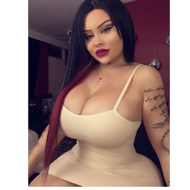 Fuck I need me a busty bimbo nympho like her