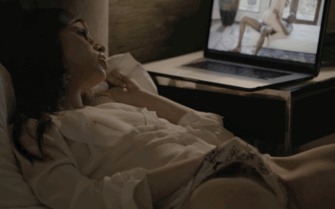 Anya Olsen jilling off while fantasizing about BBC