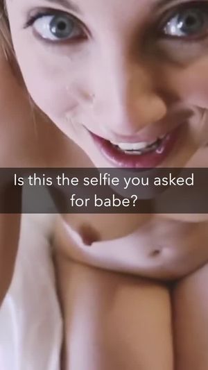 cute selfie girlfriend