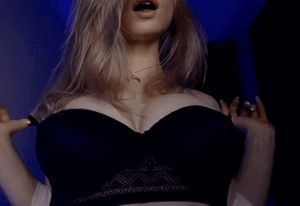 Tits Drop