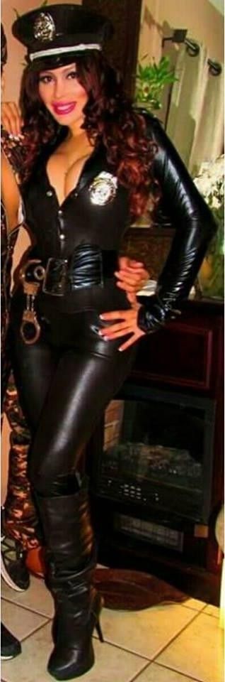 Big Huge Tits On Leather Cop Tranny In Buttons JOJ