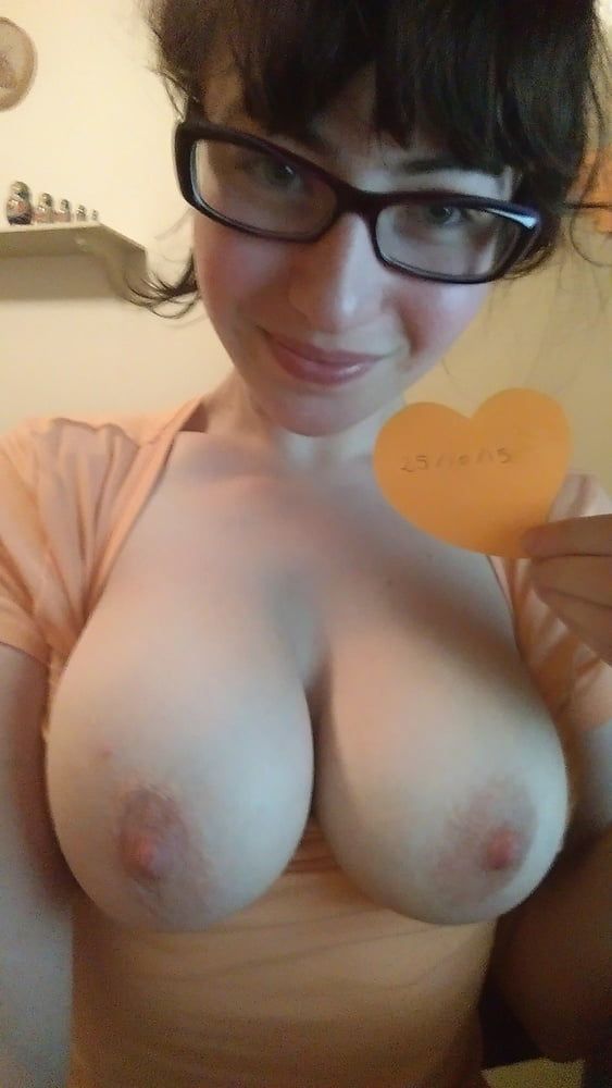 Cute Big Boobed Amateur Teen