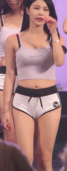 Cameltoes are hot...