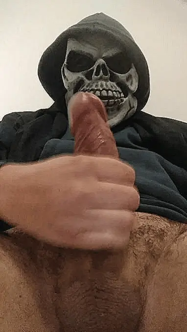 Fuck!! Skeletor's Cock is out of control!!