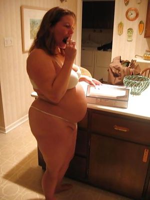 BBW enjoying after sex snack