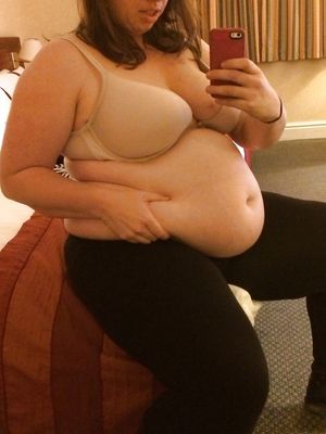 BBW selfie in bra