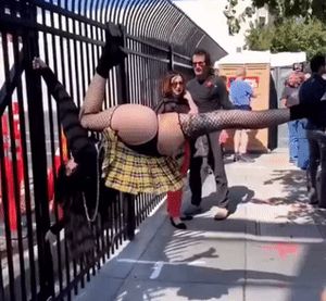 Showing off some core strength in public