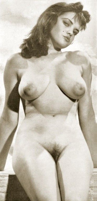 Vintage Boobs Rosina Revelle