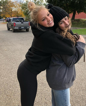 Jordyn Jones ass in leggings