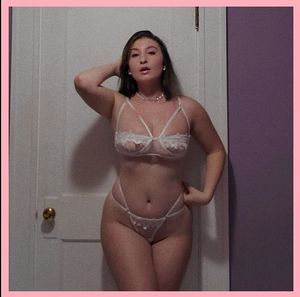 Thick white teen with nice tits