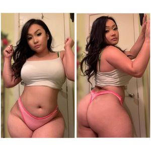 Beautiful curvy women