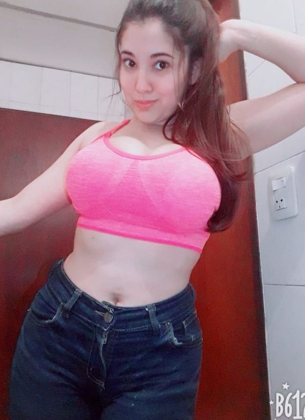 She love to fuck