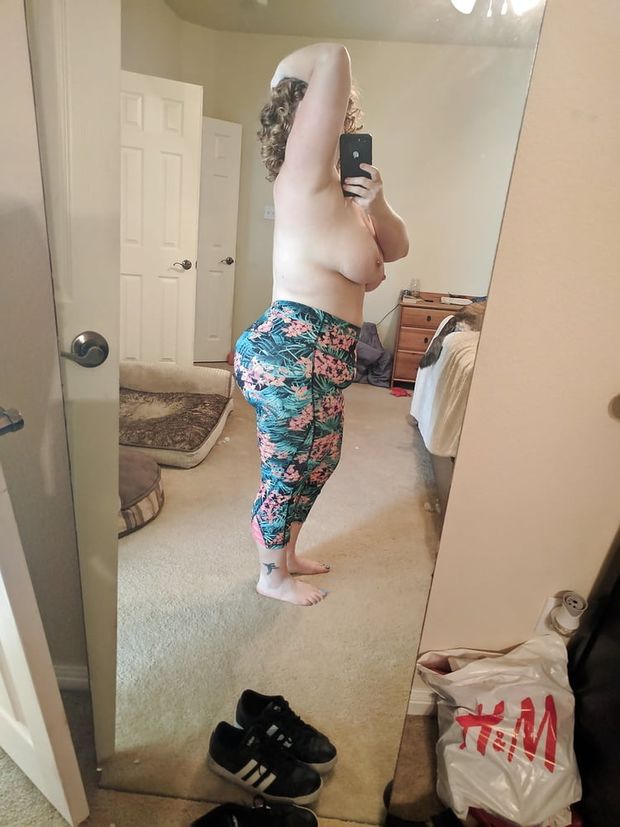 topless yoga pants selfie