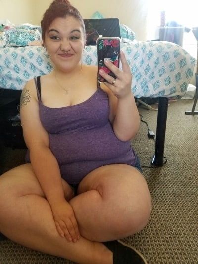 bbw selfie