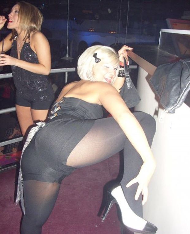 Blonde Babe 2 Bend Over Baby