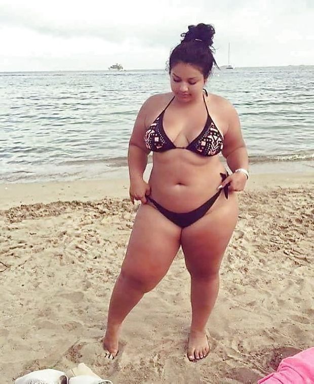 sexy bbw on beach