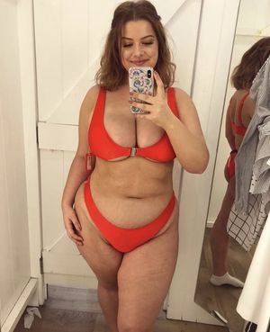 bbw selfie