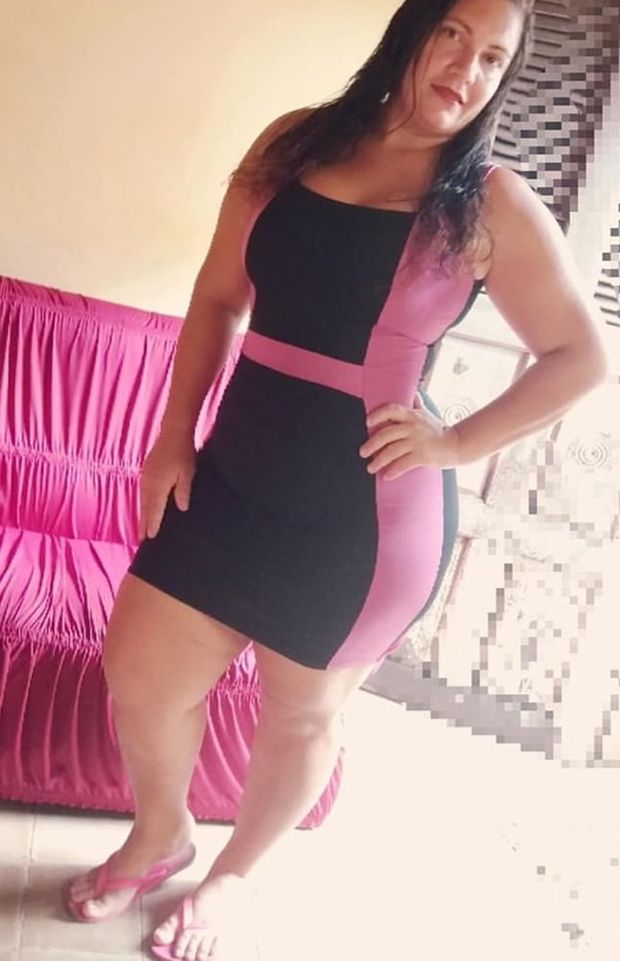 latina in dress