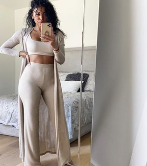 Sexy lady with camel toe non nude