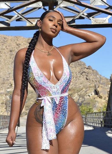 Hot body ebony beauty