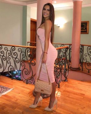 Pink dress perfection