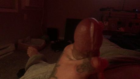 Stroking till huge cumshot
