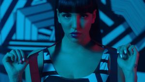 Juju - Undress me but keep leave this to pull on