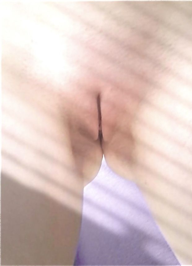 Waxed milf pussy
