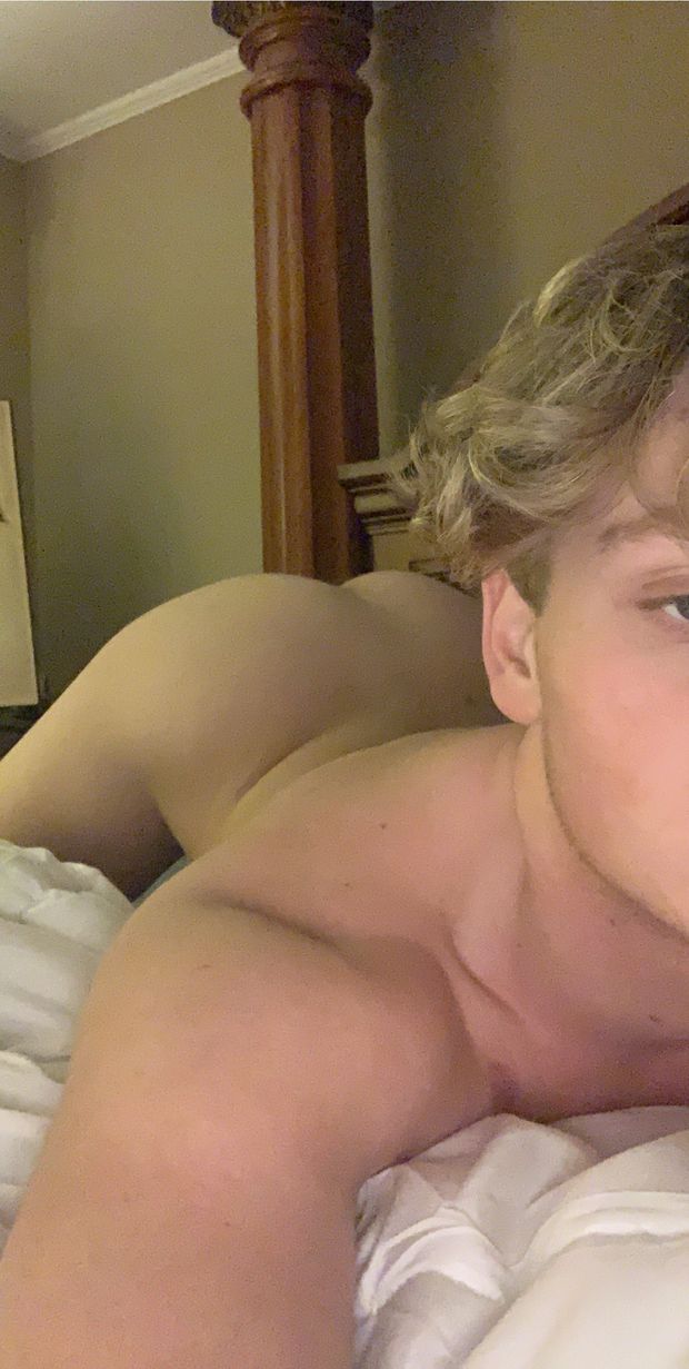 cute teen wit a fat ass