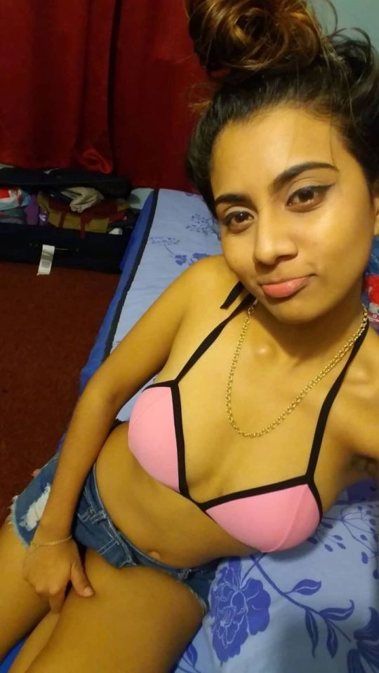 indian selfie