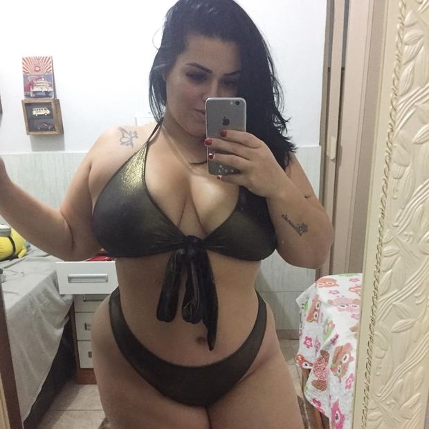 bbw selfie
