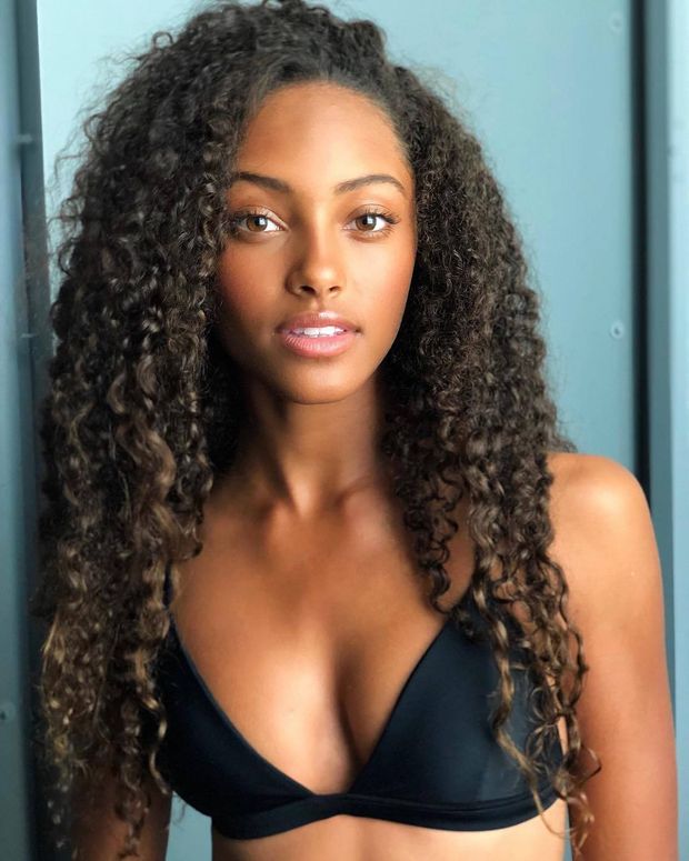 hot ebony babe