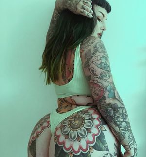 tattoo booty