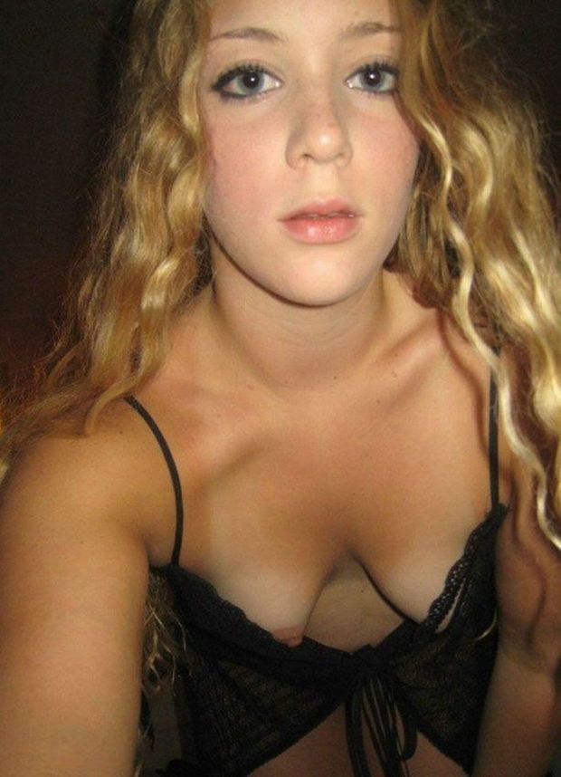 Downblouse