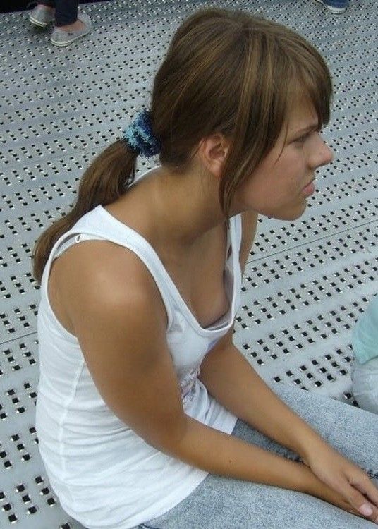 Downblouse