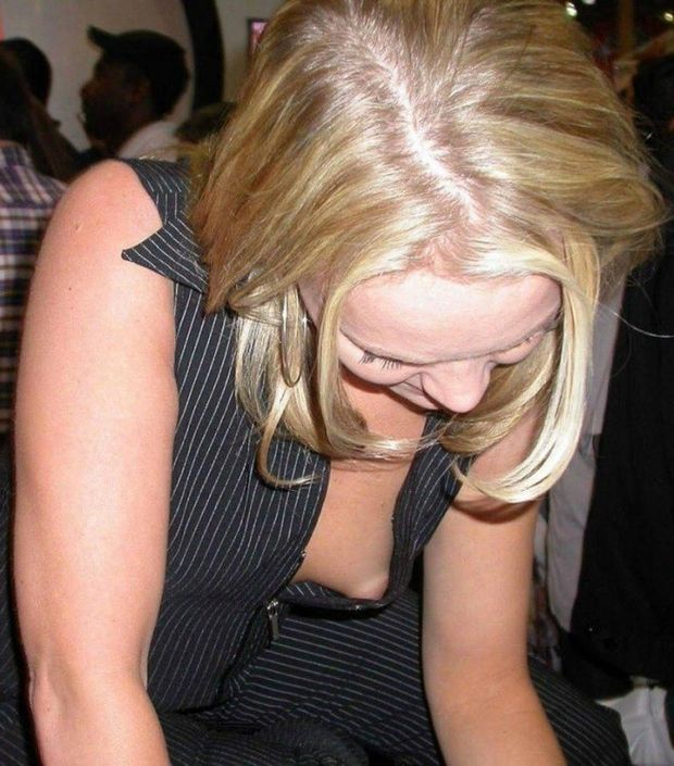 Downblouse