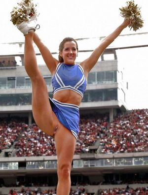 Cheerleader With Awesome Pussy