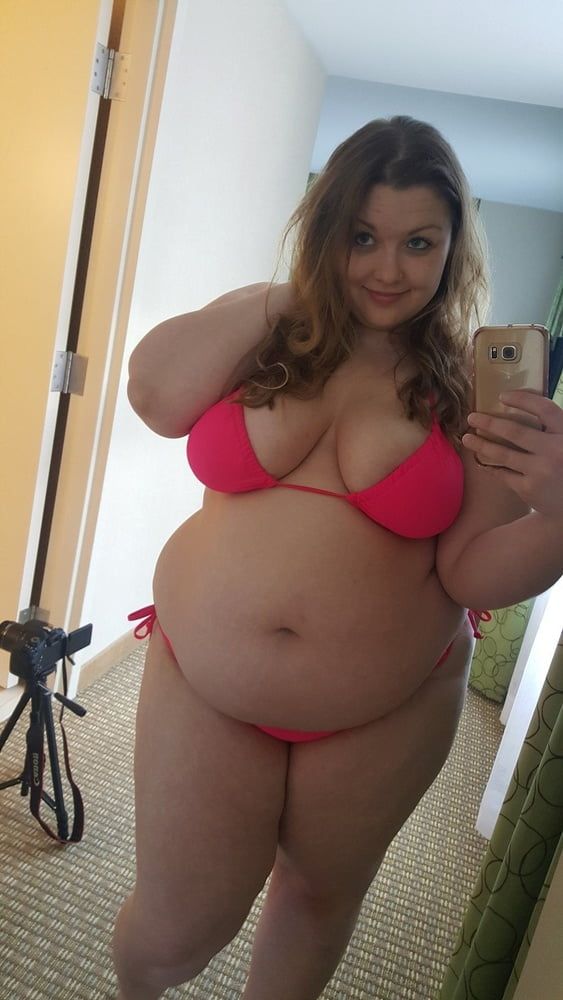 bbw selfie