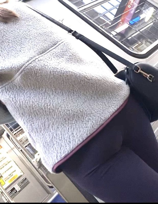 Hot Nerdy teen in leggings