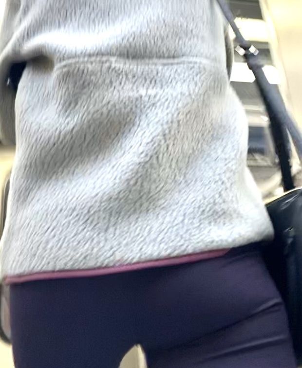 Hot Nerdy teen in leggings