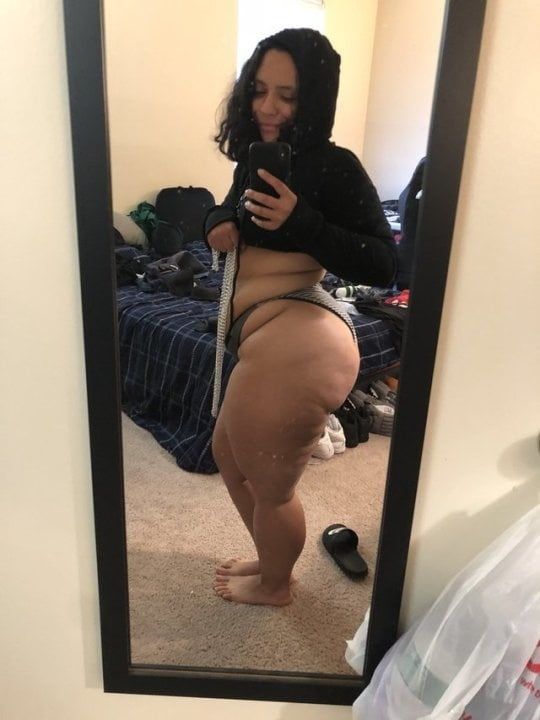 bbw selfie