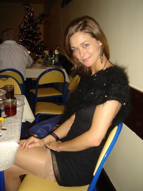 Xmas Party Hottie Before We Fucked in Her Car