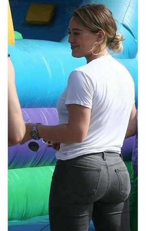 Hilary Duff dumb thick for a white chick