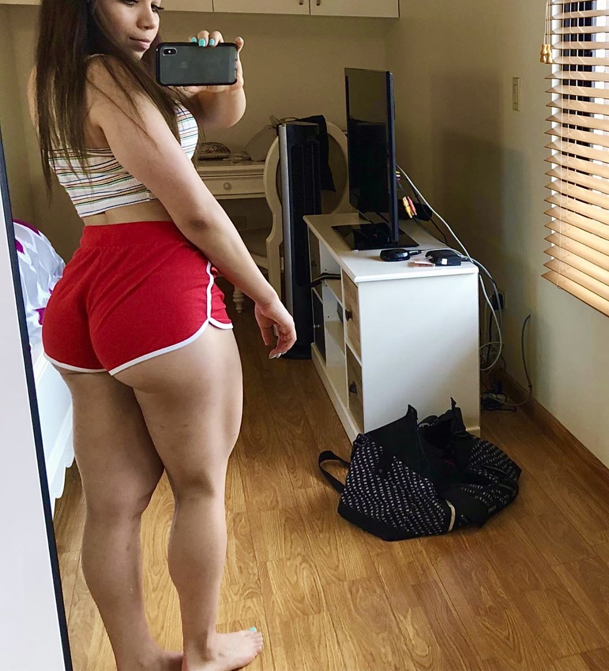 Latina with amazing booty