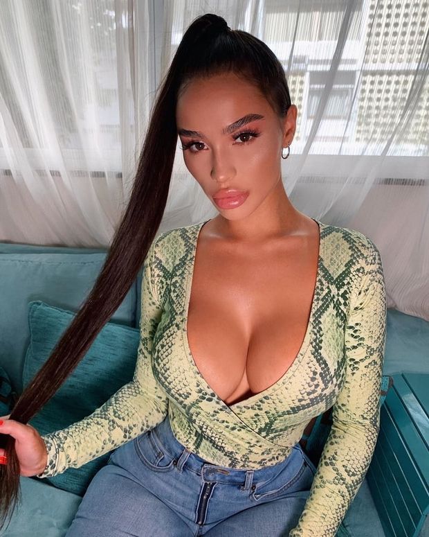 sexy babe nn