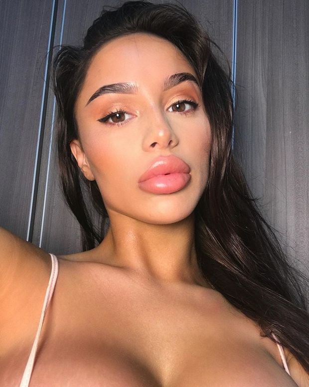 fake lips