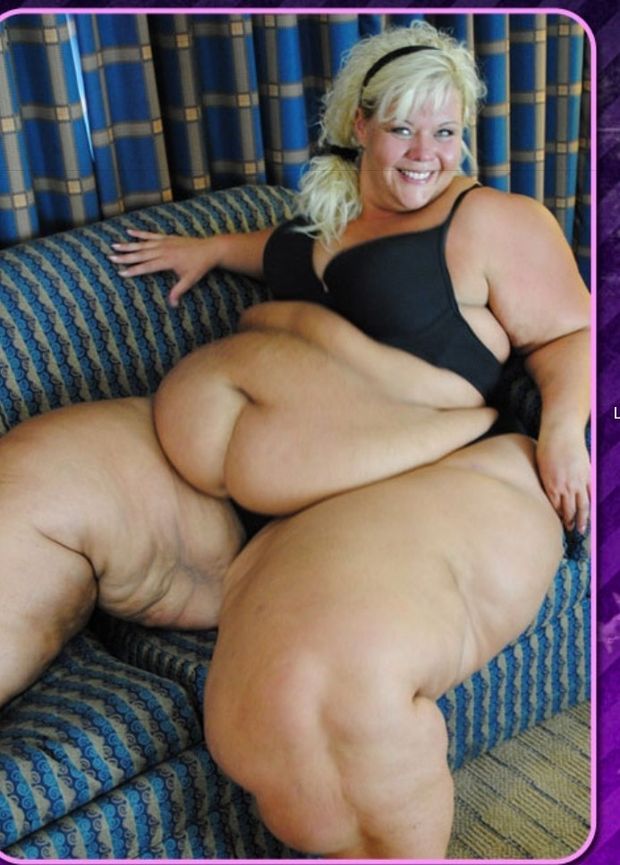 Supersized bombshells Barbie